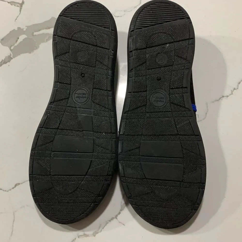 Wonder Nation Big Boys Youth mesh Black Blue Water Shoes Size 4.5